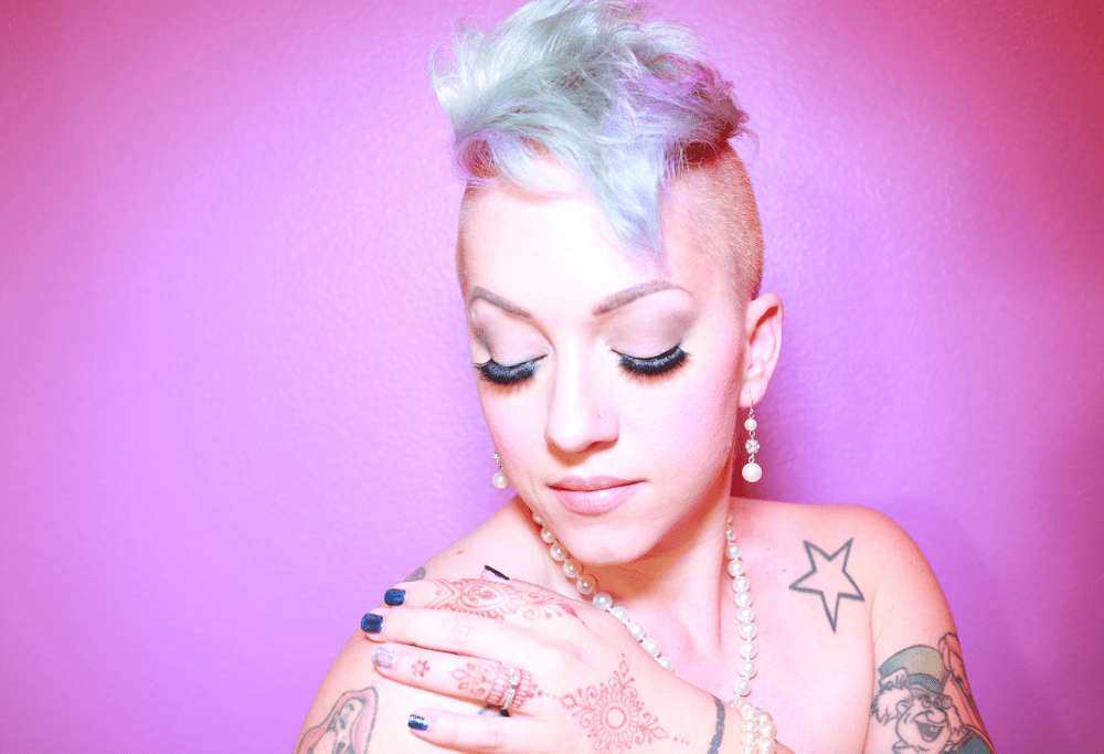 Bridal Lookbook 2017 - Off Beat Dez