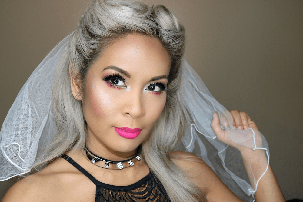 Bridal Lookbook 2017 - Rocker Shaye