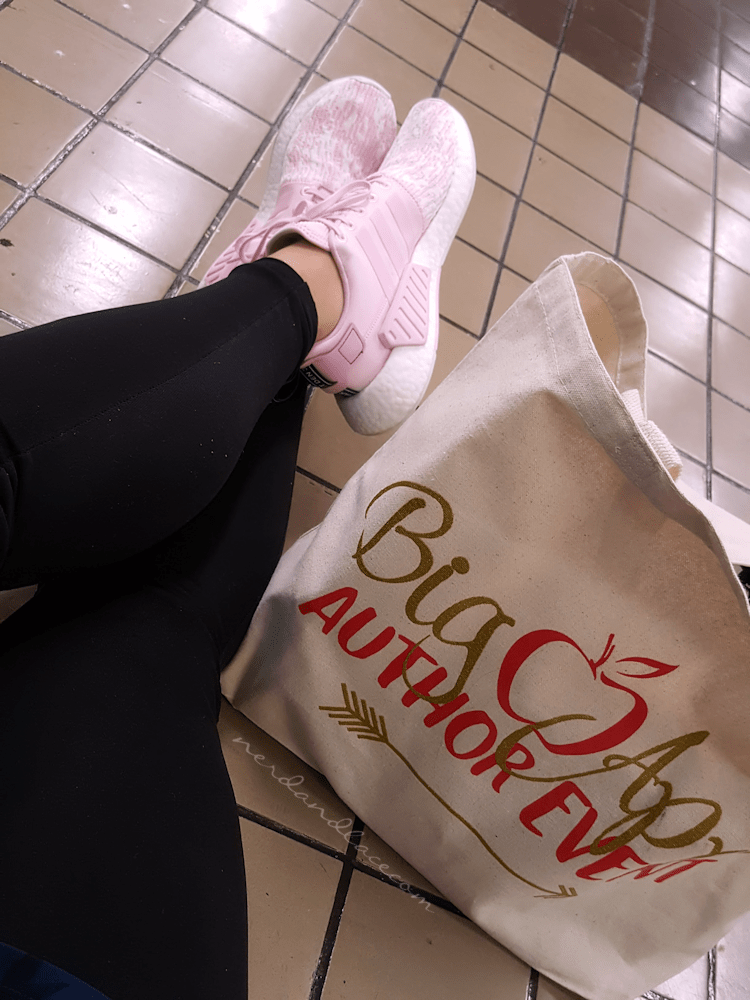 Big Apple Author Book Signing (9)