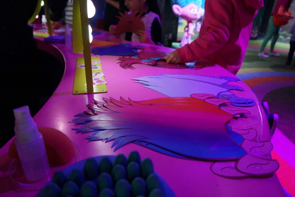 trolls the experience 9